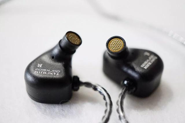 手机耳机坏了想买个好点儿的?TANCHJIM Dar