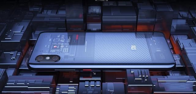 小米8探索版+8GB+128G和一加6+8G+128G,哪