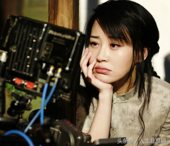 48岁许晴全家照,父母背景显赫为人低调,历任男