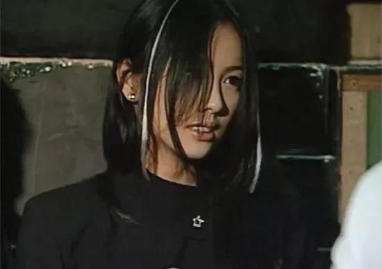 韩国最壕女明星是她?变农妇的李孝利简直惊