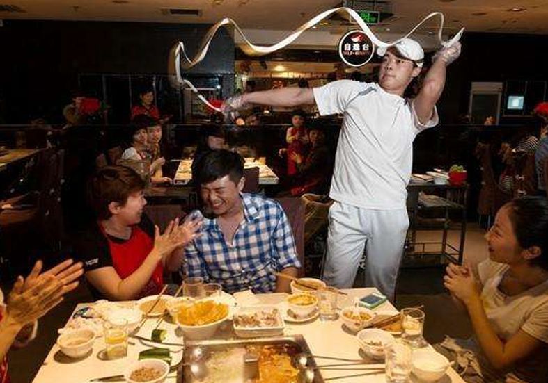 海底捞高层揭秘:做了三件得罪人的事,招人成本