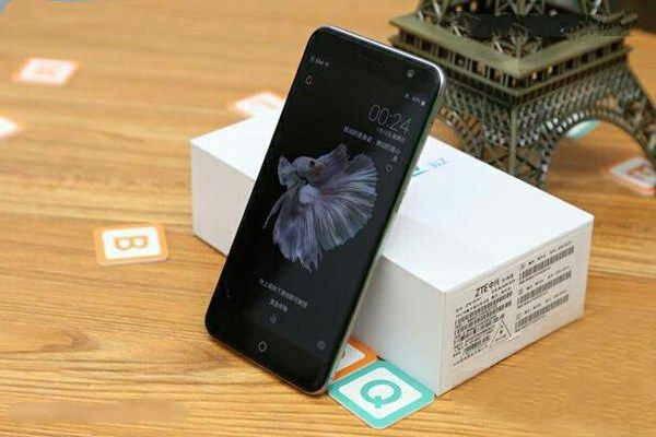 最便宜的手机推荐性价比高 t01d40f8e6b8fb7525f.jpg?size=600x400