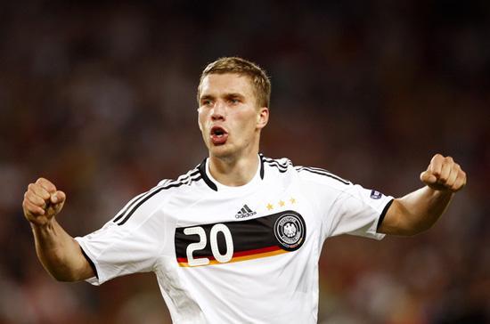 托雷斯宣布加盟日本J联赛,伊涅斯塔和托雷斯为