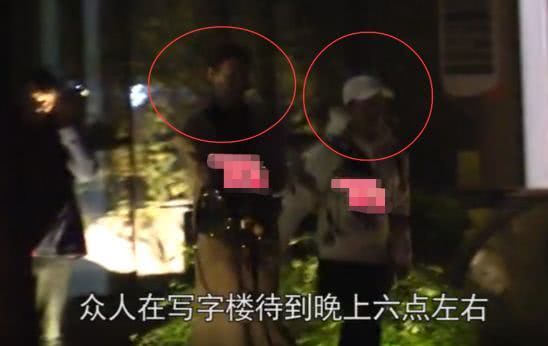 王宝强冯清疑同居?豪车接送深夜同回公寓(图3) 王宝强冯清疑同居?豪车接送深夜同回公寓(图3)