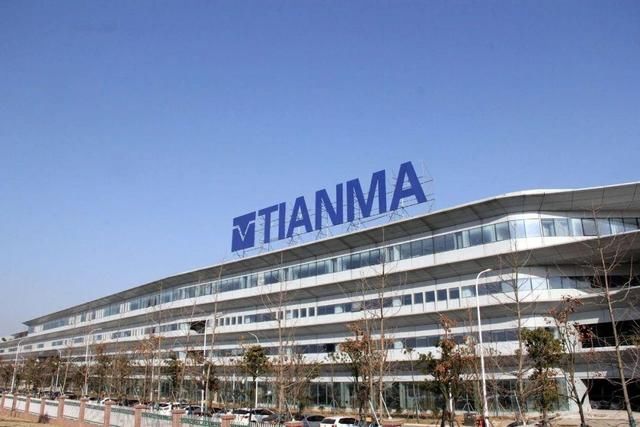 两大百亿项目落户 光谷成全国最大中小尺寸显