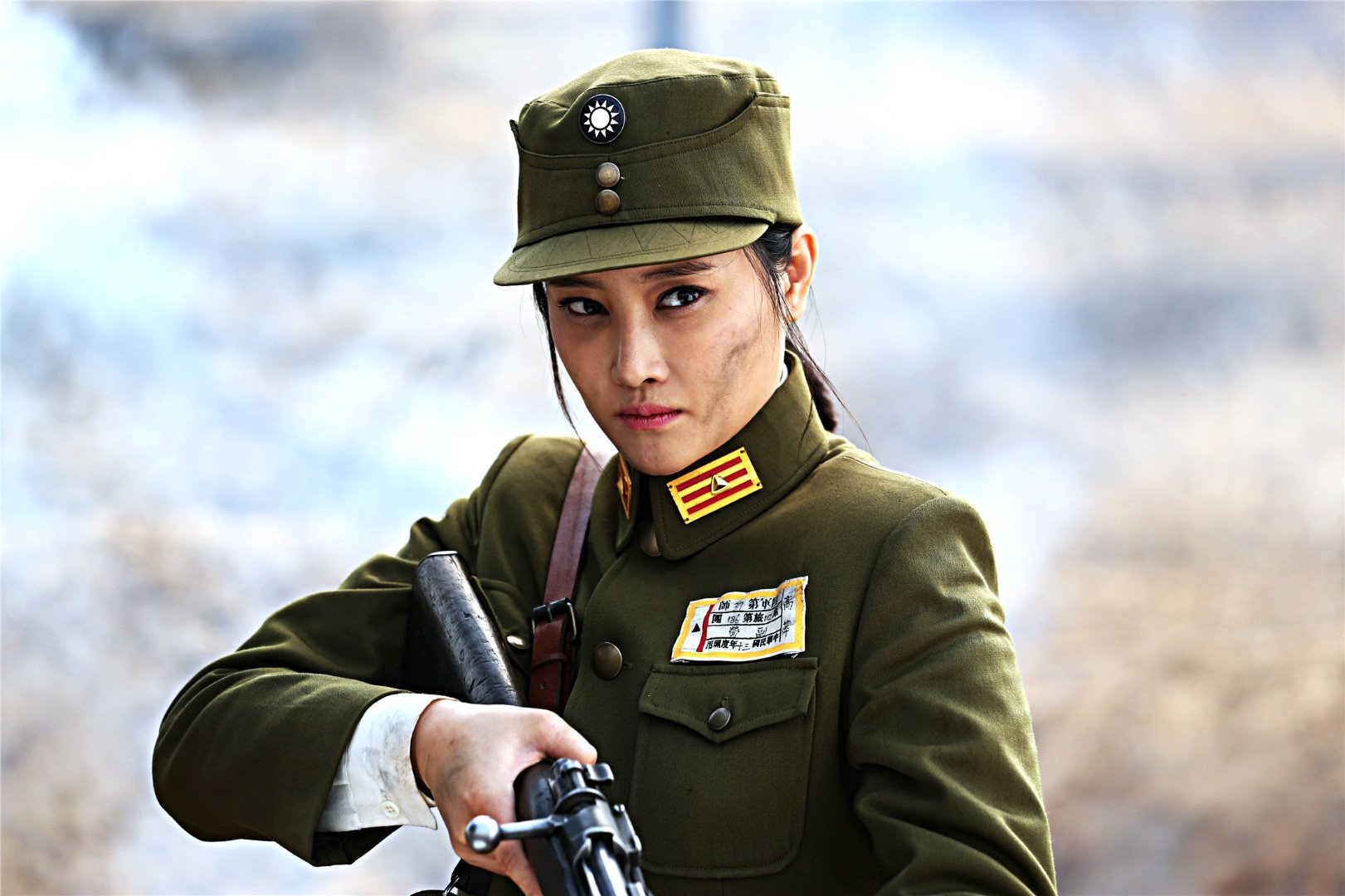 牛丽燕也表示高萍这个人物将自己生活中的女汉子形象显露无疑。