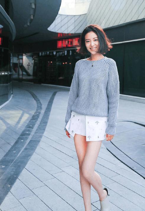 俗话说:美不美看大腿,李溪芮迪丽热巴杨幂你觉得哪个女星腿最美?