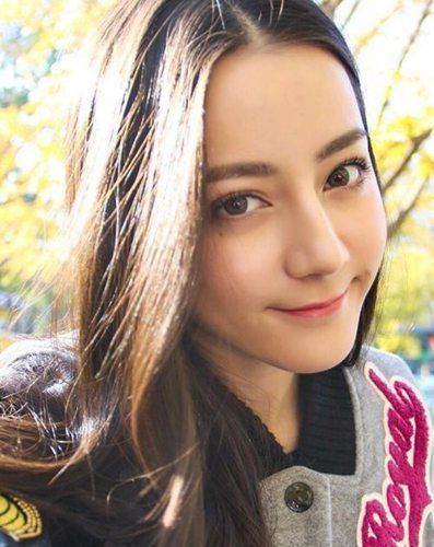 女星出道前做什么,赵丽颖工作如此艰辛 迪丽热