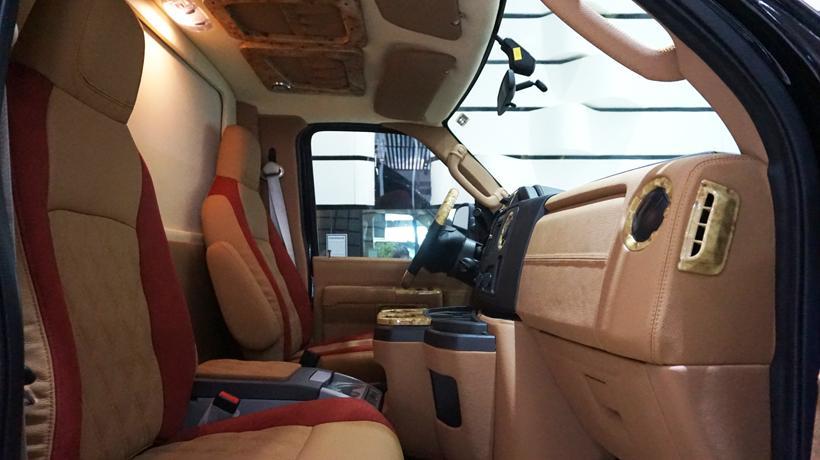 四驱福特e350房车 限量版!更霸气,更大空间,内饰更奢华