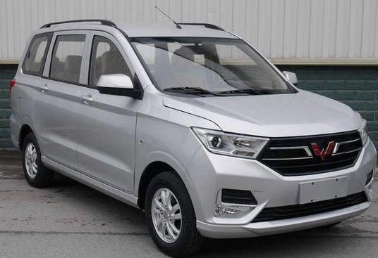 五菱怒造SUV,最新五菱宏光S即将到来,外观直