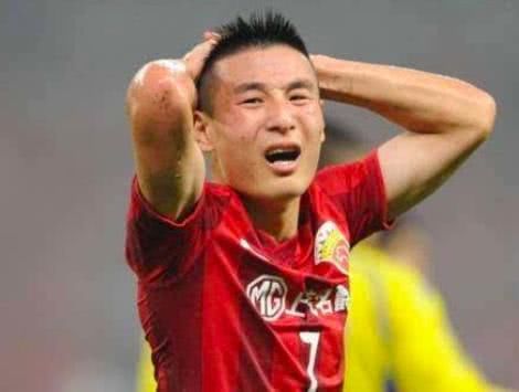 日本媒体谈中国足球:越有钱越坠落 欧洲踢球的