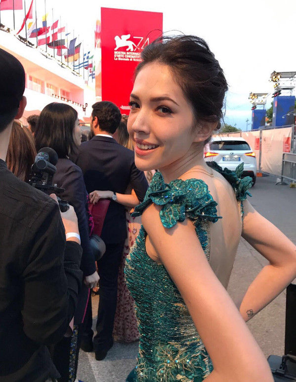 阮经天新女友李佳颖是整容脸?