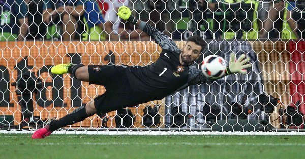 官方:狼队签下葡萄牙主力门将 第二签尘埃落定