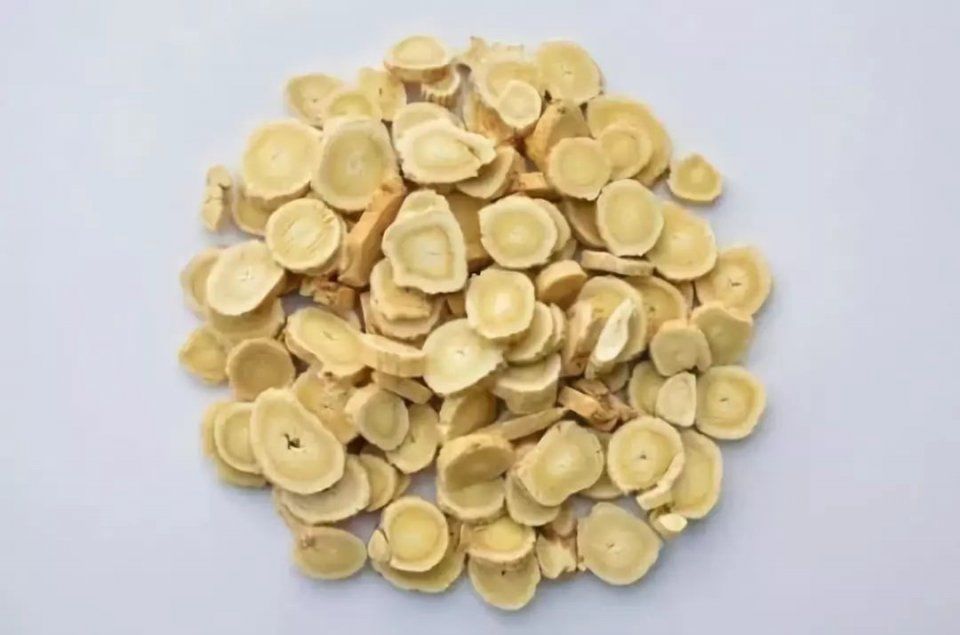 体虚乏力?一杯黄芪水,没想到功效竟然这么强大