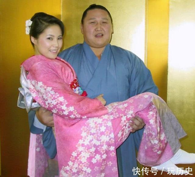 为什么日本女孩都喜欢嫁给肥胖的相扑选手?看