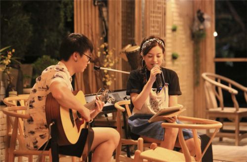 中餐厅第五期赵薇唱的歌Hey Jude