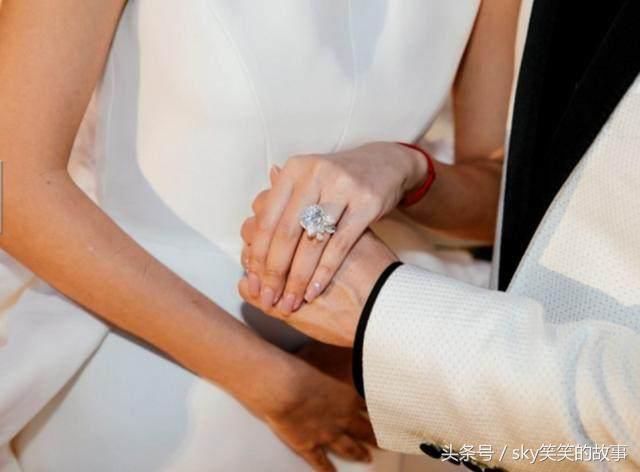 女星钻戒大比拼,杨颖的1000万,范冰冰的5000万,但都输给了韩雪