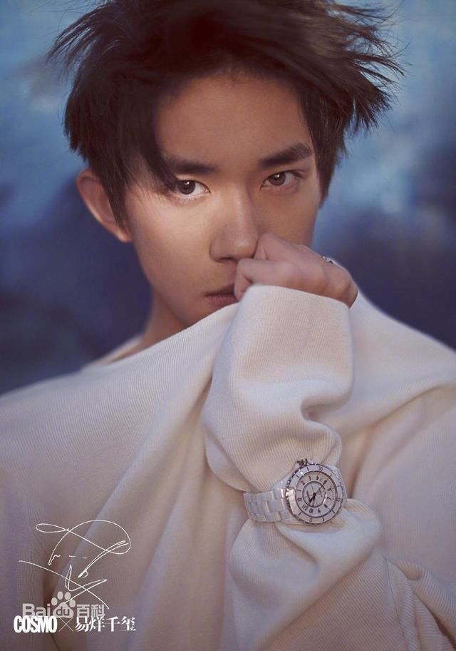 易烊千玺艺考获刘天池夸奖,打动考官的并非人气,而是这一点