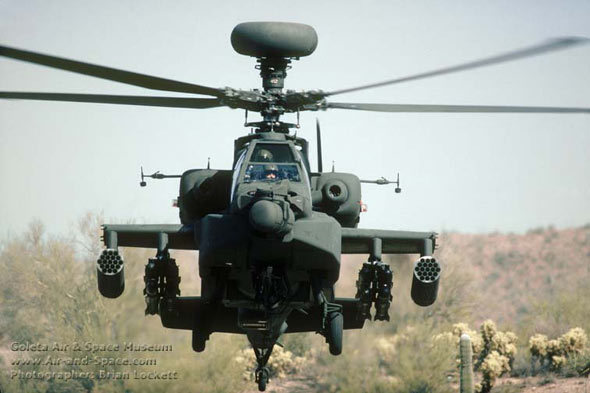 美阿帕奇直升机试射激光武器 摧毁1.4公里外目标 美阿帕奇直升机试射激光武器 摧毁1.4公里外目标