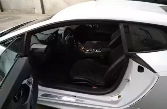 老板一时兴起买辆兰博基尼,开了半年就卖了车