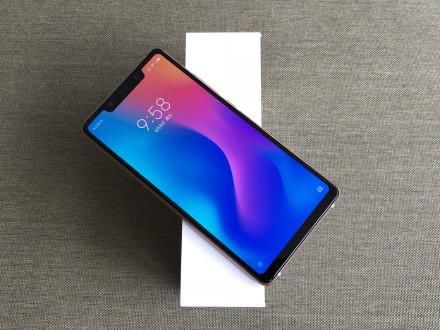 小米8SE是喜欢小屏幕用户的福音,性能拍照堪