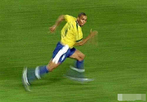 不是假赛!98年世界杯大罗在决赛前离奇抽搐、