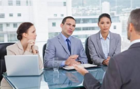 面试官:日月潭中间是什么?90后美女神回复被录