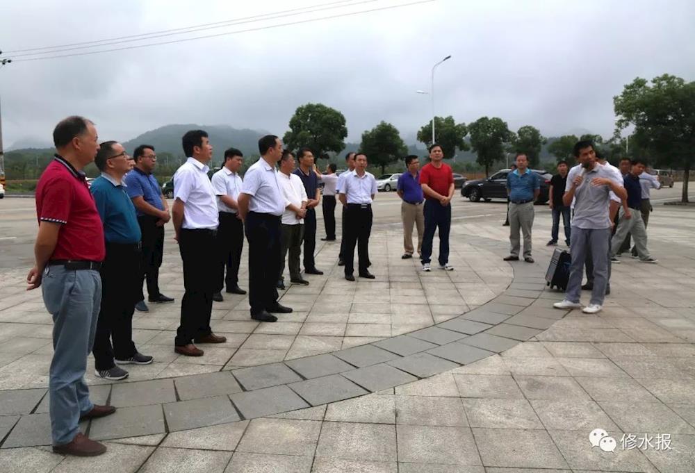 广西考察团到我县考察易地扶贫搬迁和水库移民