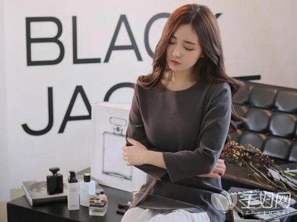 女生腋下出汗有异味 8种小妙招解决尴尬