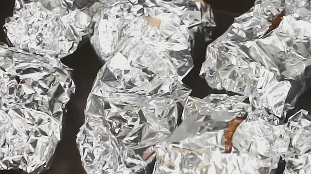 教您制作麦兜升级版美食“纸包鸡”