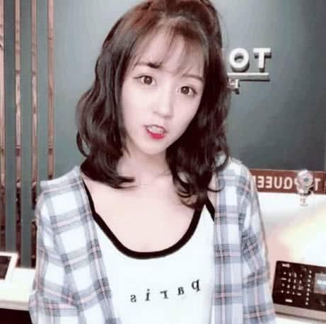 抖音一姐莉哥,为何更喜欢在快手直播,原来是因