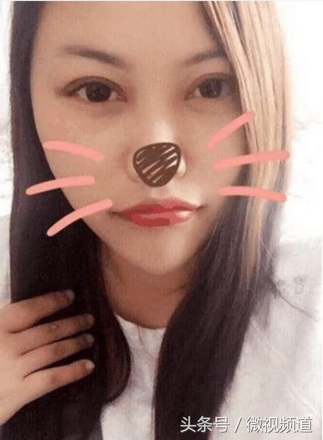 网红鼻祖凤姐逆袭之路:成了标准网红脸五官端