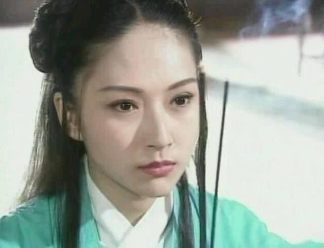 看完张玉嬿年轻时和慢慢老去的照片,才明白什