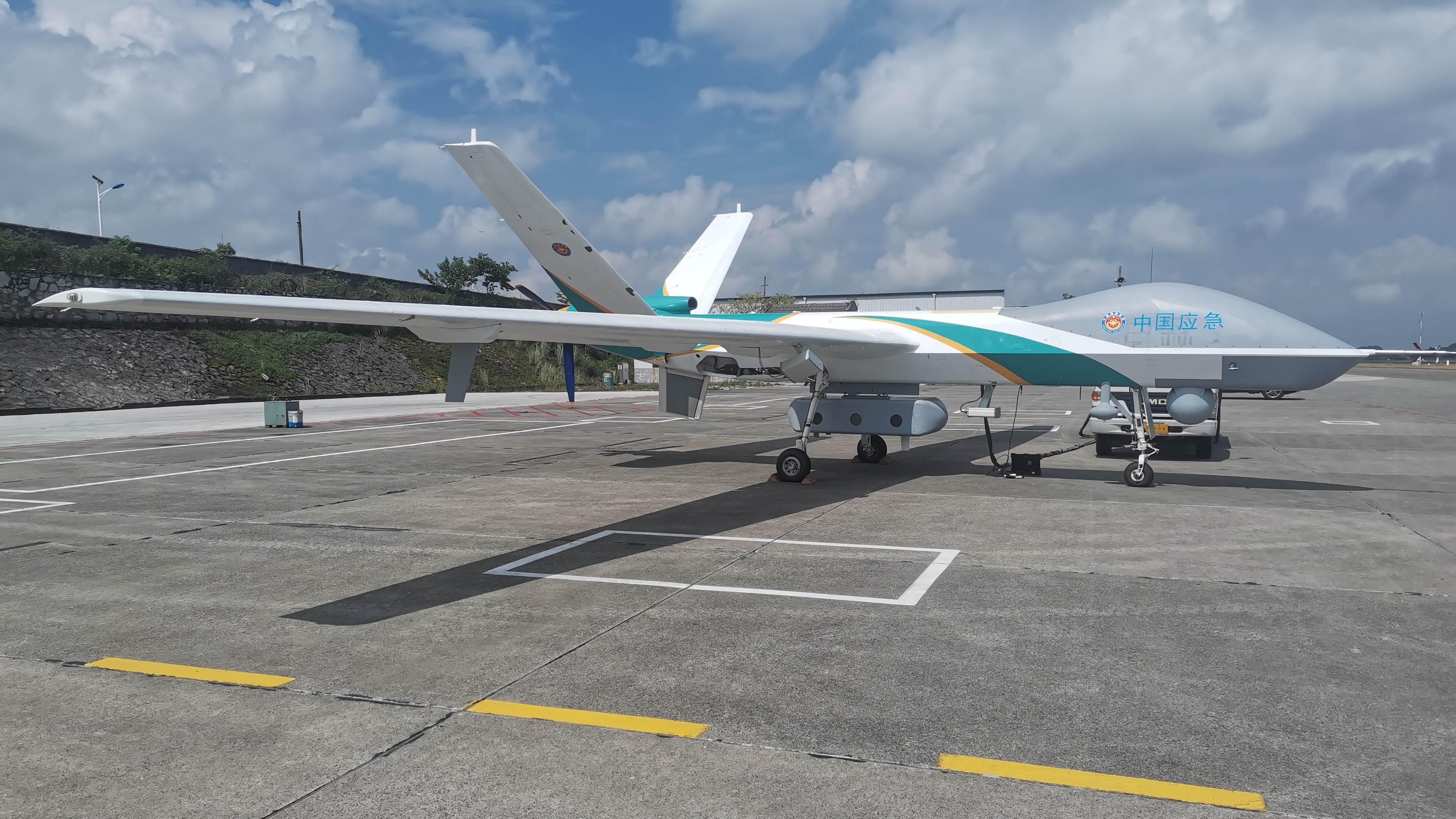 翼龙无人机紧急奔赴灾区 打通应急通信保障生命线 翼龙无人机紧急奔赴灾区 打通应急通信保障生命线