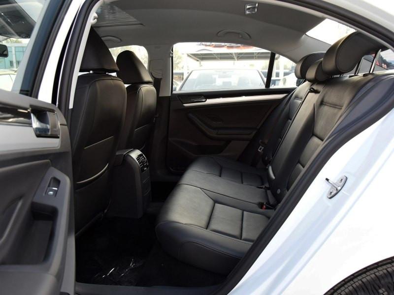 家用小排量 口碑最好合资车VS销量最高国产车