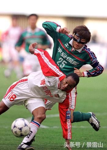 中国足球深圳球霸事件始末?迟尚斌是被球霸赶