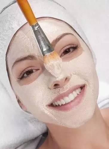 蜂蜜+鸡蛋清祛斑,每天抹下脸,一周成功祛斑美