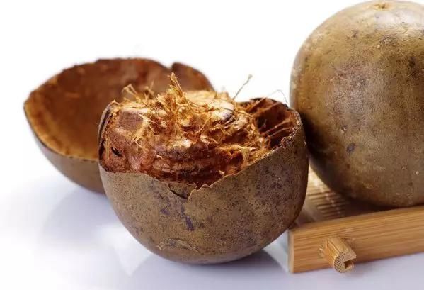 用罗汉果泡水喝有什么功效?