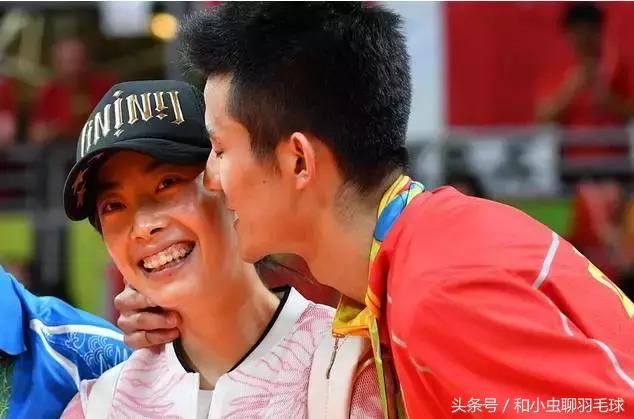 谌龙&王适娴领证结婚!十年恋爱长跑终成眷属