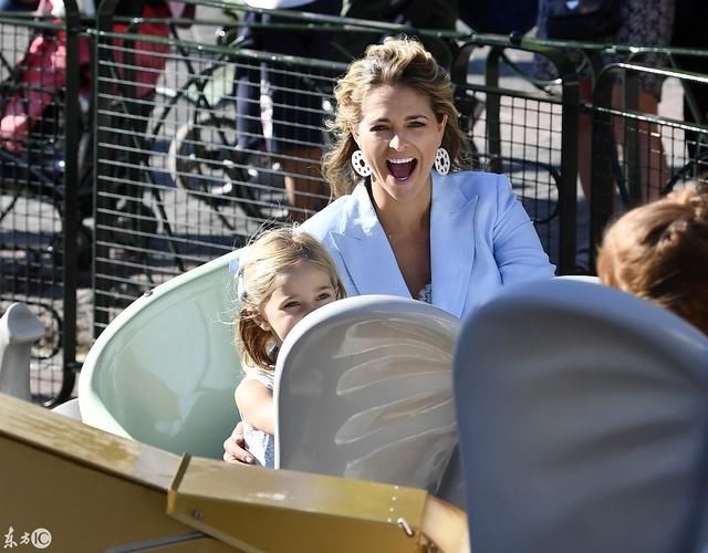 虽然是瑞典王位的第二顺位继承人,6岁小女公爵