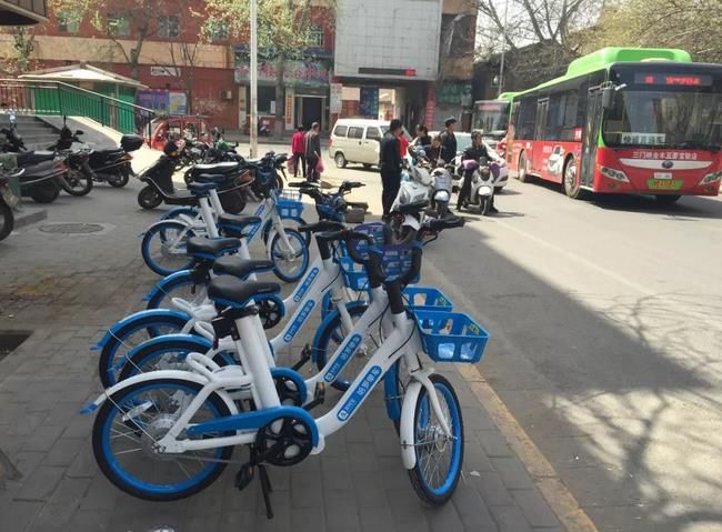 哈罗共享电单车亮相三门峡 30分钟计费2元