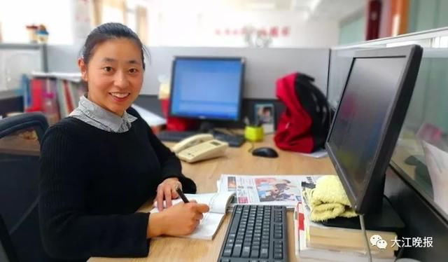 3838110下班途中突发脑梗,可否申请工伤赔付