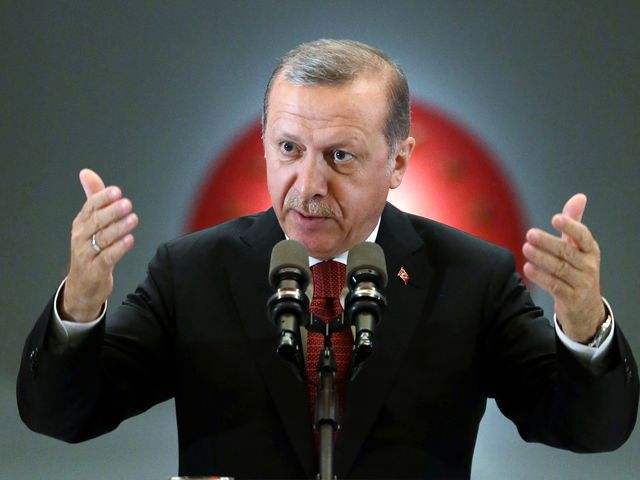 土军事政变之人物: 政坛老手埃尔多安