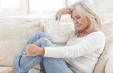 女人多大年龄绝经最好?并非越晚越好,这个年龄