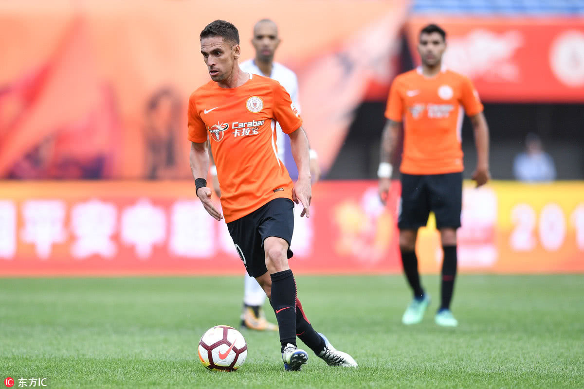 又回到最初的起点!伊沃转会回归河南建业 昔日