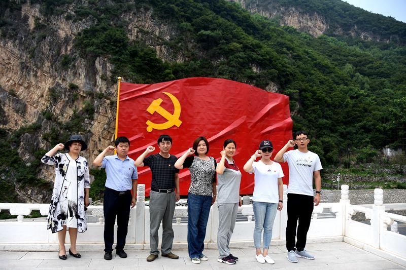 密云文联党总支走进平西抗日根据地--霞云岭堂