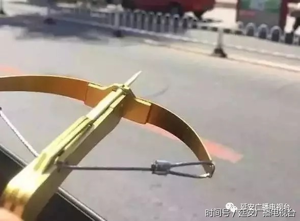 记者调查：市区个别小学门口售卖危险玩具“牙签弩”