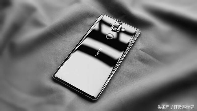 情怀并非万能解药, 诺基亚7高配版暴降至千元