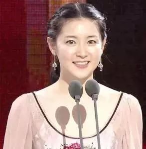 王菲、范冰冰做完线雕之后,为什么会出现凹凸