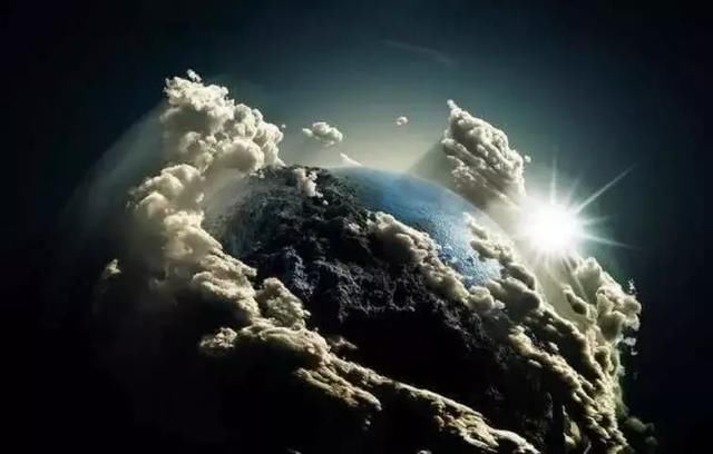 人类一直想知道地下隐藏的秘密,如果把地球挖